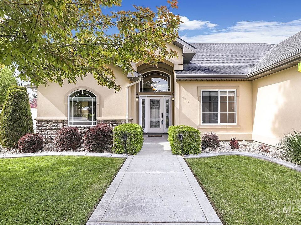 1st image of 663 Canyon Park Ave