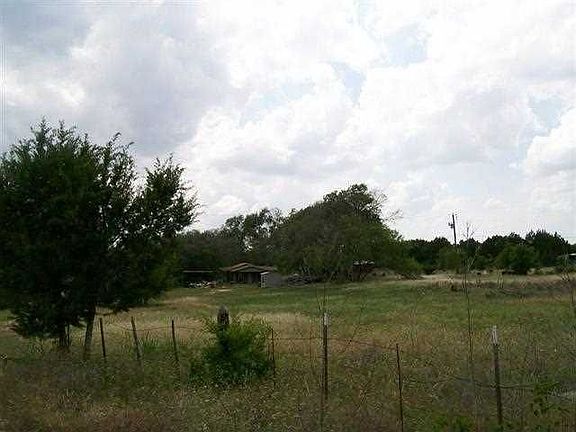 3rd image of 1240 County Road 304