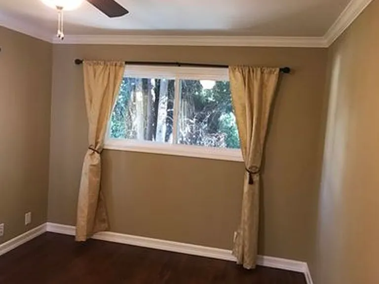 2225 Chapala St — Photo 29