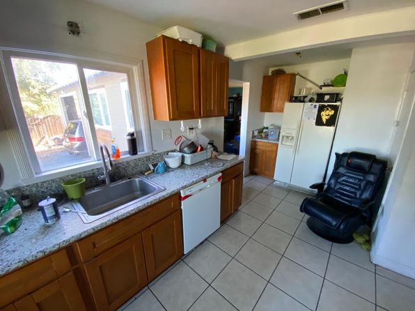 sacramento-california-26098227 picture