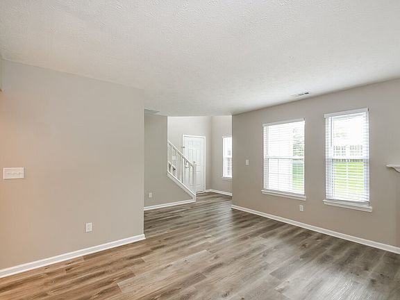5th image of 6360 Titania Dr