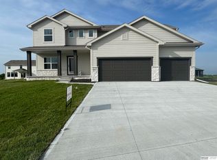 20819 Nebraska Ave, Elkhorn, NE 68022