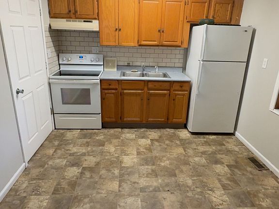 4th image of 1823 Wilbur Ave