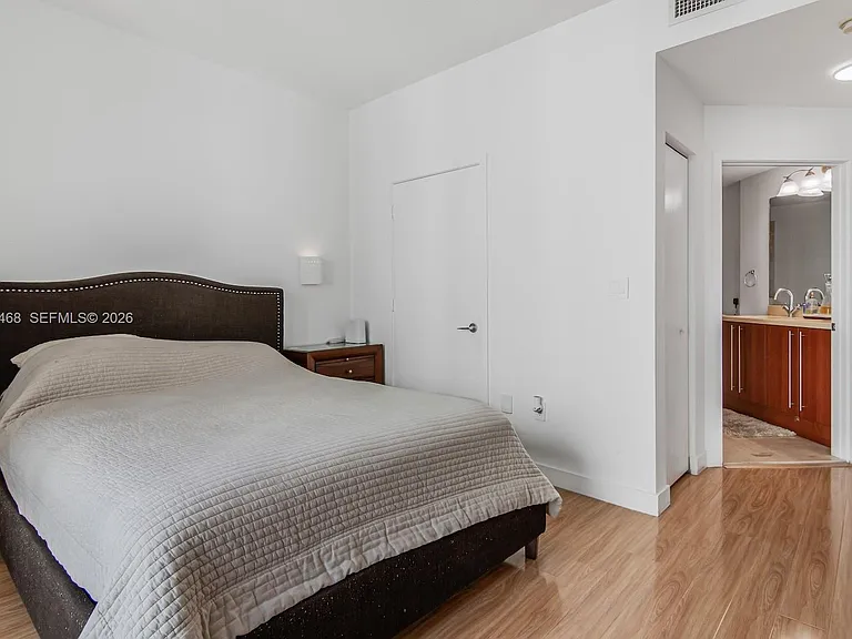 79 SW 12th St #2107 — Photo 20
