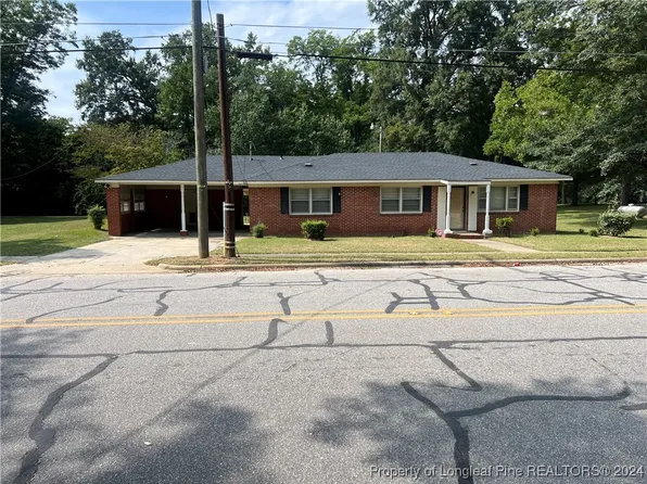 404 S Martin Luther King Jr St, Rowland, NC 28383