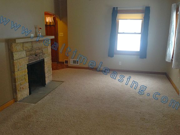 4th image of 985 Winslow Ave