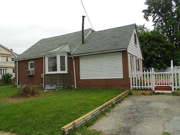 2nd image of 101 E Cooke Ave
