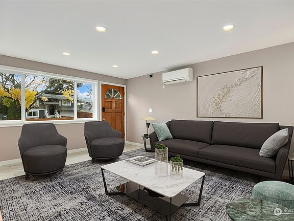 2nd image of 2337 S Ash Street
