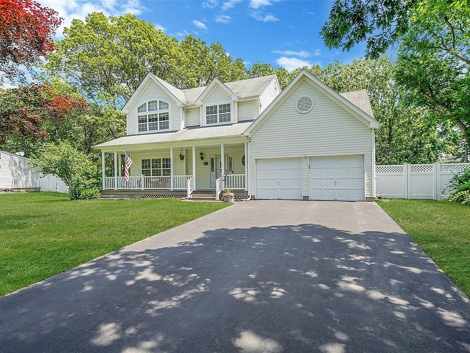 1st image of 141 Norwalk Avenue