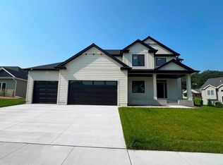 4393 Cassidy Ridge Dr NE, Rochester, MN 55906