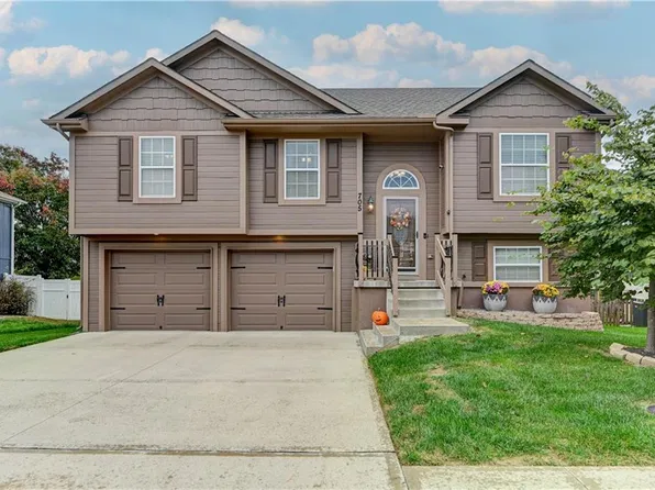 705 N Cloverdale Ave, Independence, MO 64056