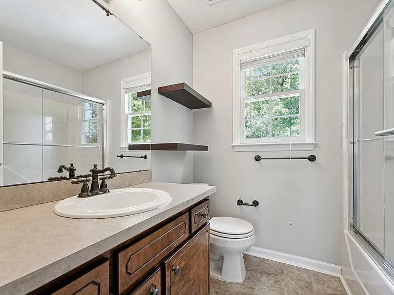 223 Wintergreen Dr — Photo 28