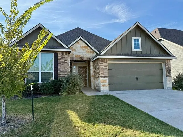3517 Beutel Rd — Photo 2