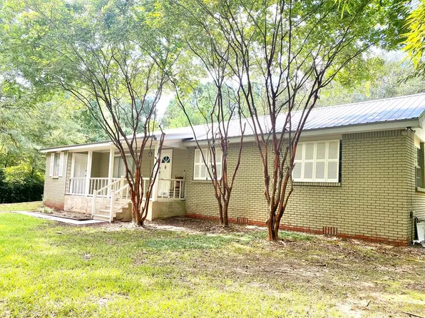 10284 State Highway 24 St, Centreville, MS 39631