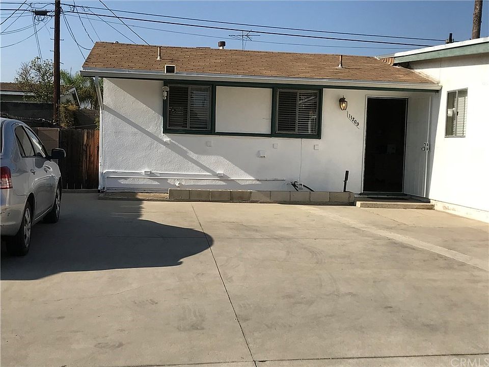 1st image of 11209 Elkwood St