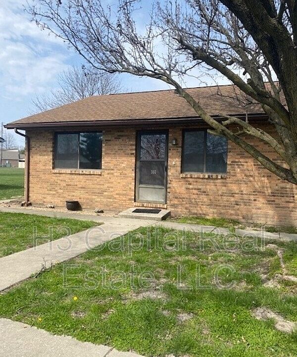 1st image of 303 Southgate Dr