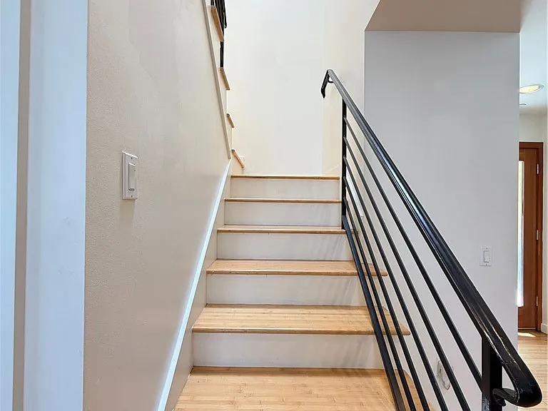 12908 Bloomfield St #103 — Photo 12
