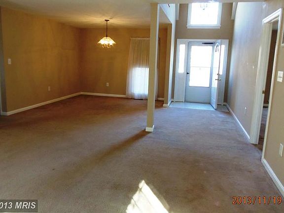4th image of 8000 Cloverhill Ct