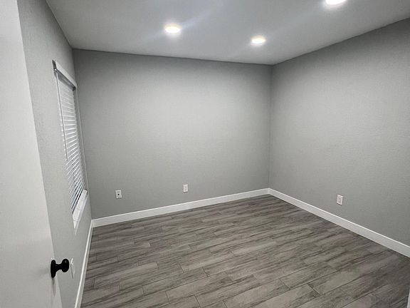 5th image of 2506 W Caribbean Ln Unit 6