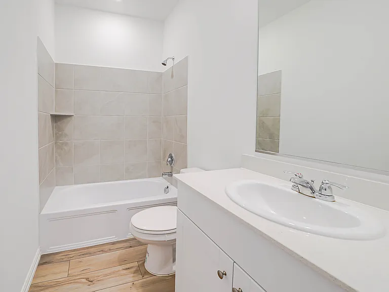 2116 Okeefe Ct — Photo 16