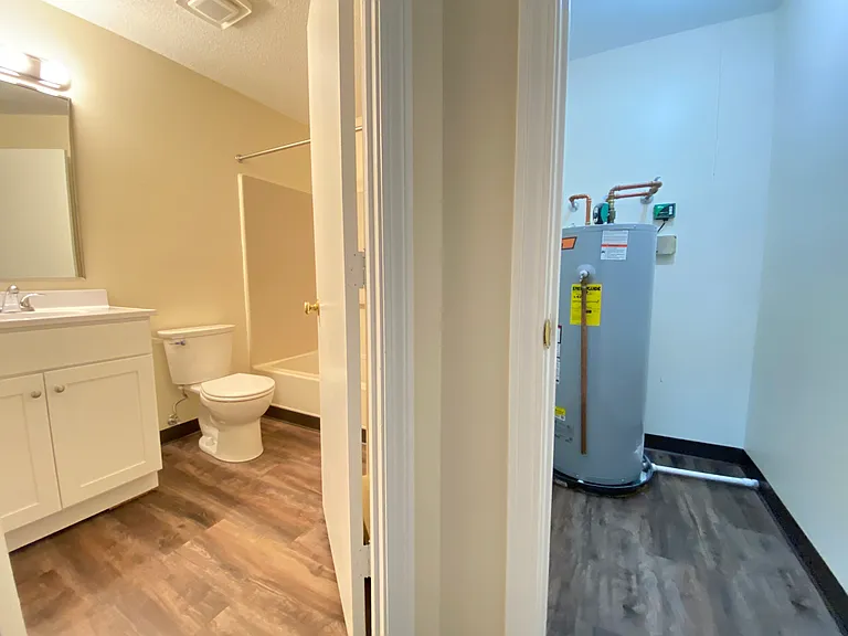 Sunset Ridge Apartments — Photo 56