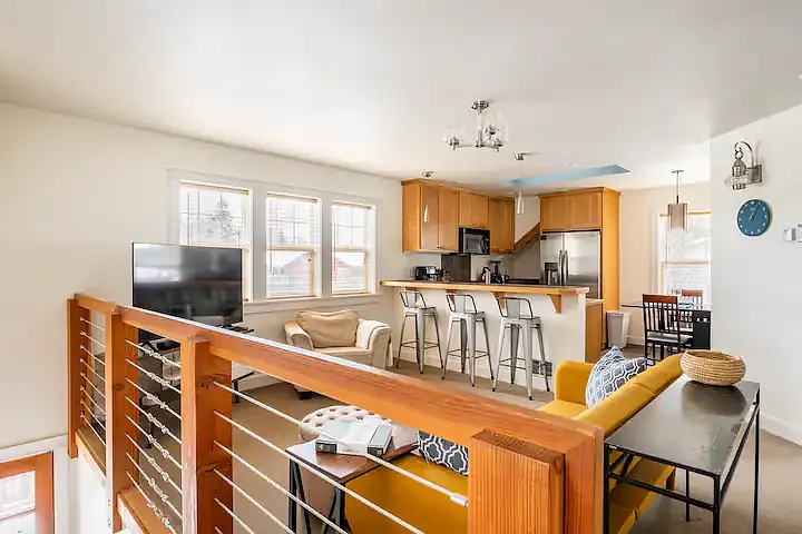 1469 Newport Ave #2 — Photo 11