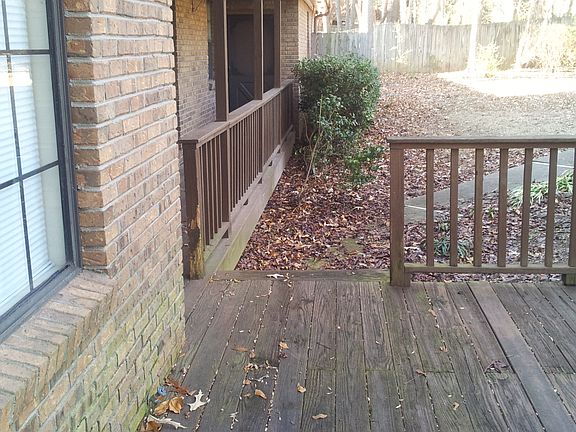 4th image of 1900 Hardwood Ct