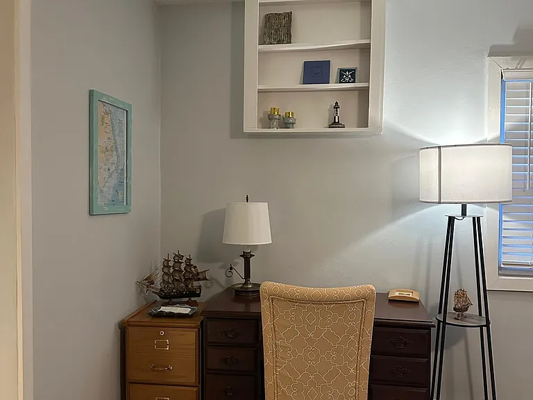 302 N Shores Rd — Photo 5