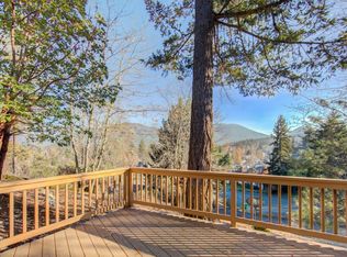 1615 Virginia Ln, Grants Pass, OR 97527