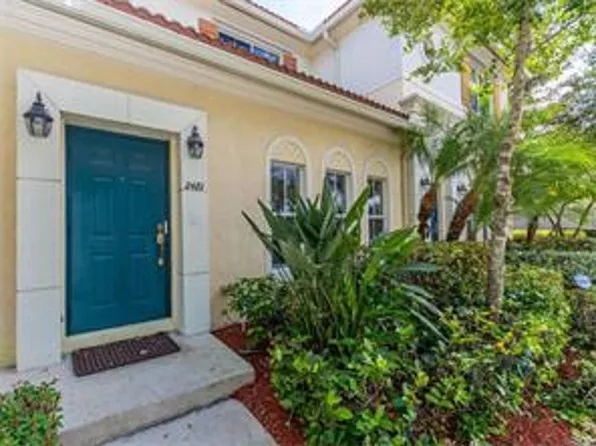 2481 SW 99th Way, Hollywood, FL 33025