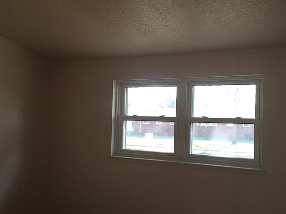 5th image of 5470 Apricot Dr