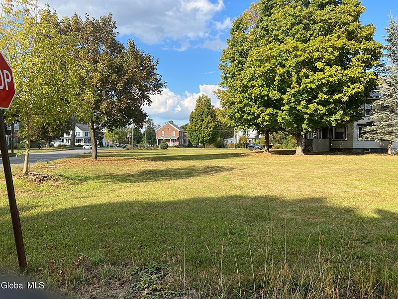 4th image of 2 Quaker Street