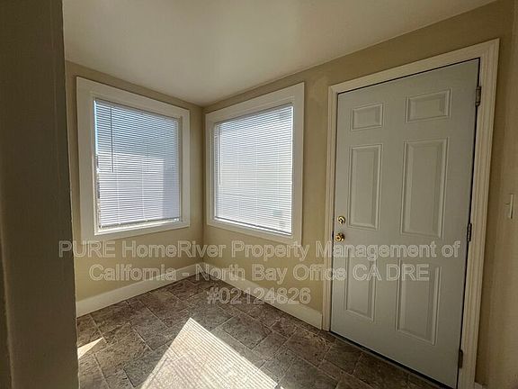 3rd image of 744 Stewart St