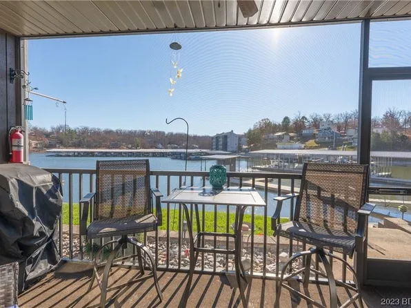 1522 Harbor Point Dr #E103, Osage Beach, MO 65065
