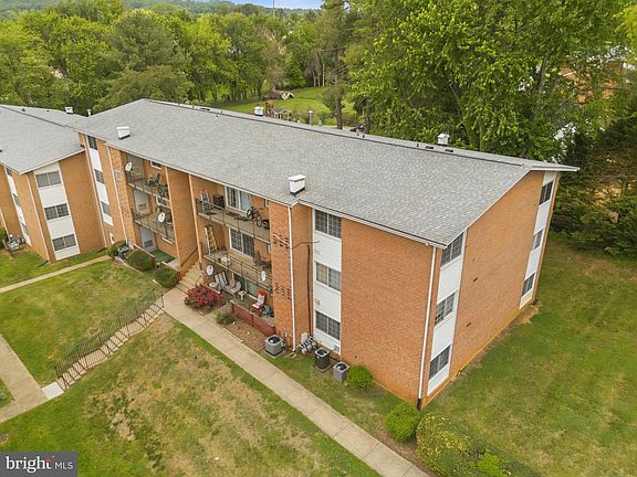 3rd image of 635 Waterloo Rd APT 222