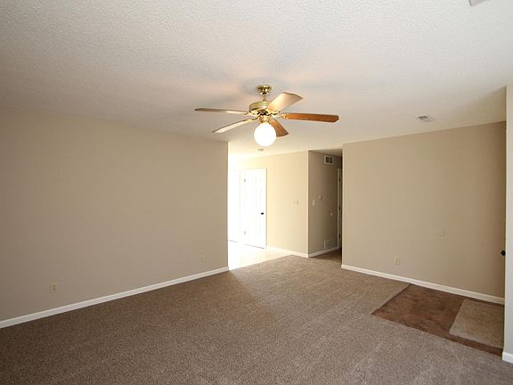 3rd image of 3602 Lupine Dr