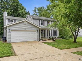 130 Holly Garden Dr, Ballwin, MO 63021