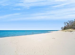 5085 Lower Shore Dr #3, Harbor Springs, MI 49740