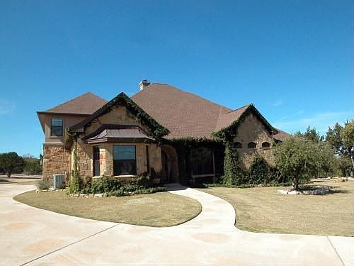 2nd image of 201 N Canyonwood Dr