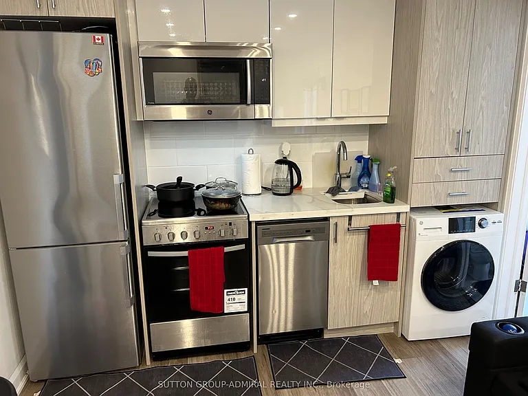 448 Spadina Rd #407 — Photo 4