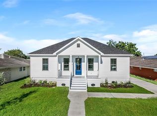 36 Carolyn Ct, Arabi, LA 70032