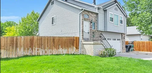 5674 S Magic Isle Ln Photo 1