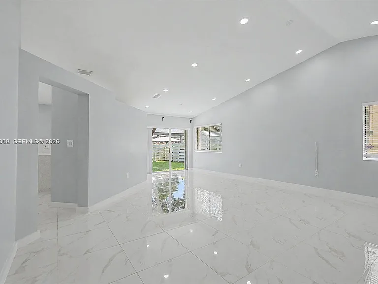 13765 SW 145th St — Photo 3