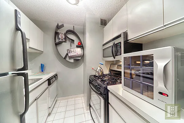 Sold by Halstead Real Estate | media 4