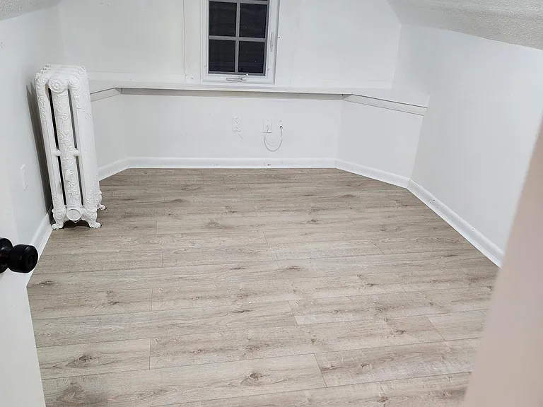 435 N Main St #5 — Photo 14