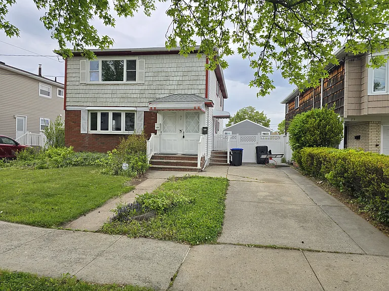 37 E Stroud Ave #B — Photo 1