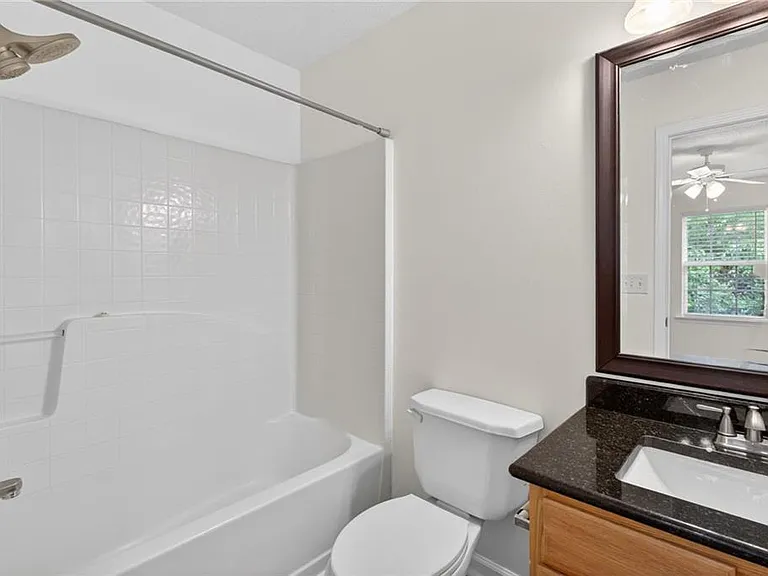 275 Cottonwood Creek Cir — Photo 20