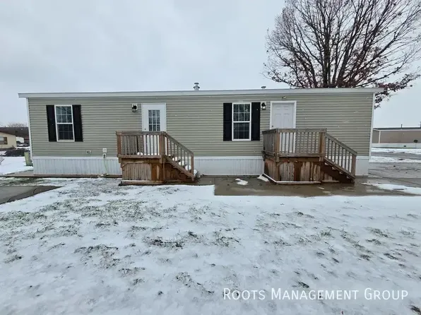 203 Carriage Lane Est #203, Streator, IL 61364