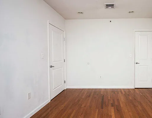 Rented by Bravado Real Estate LLC | media 17