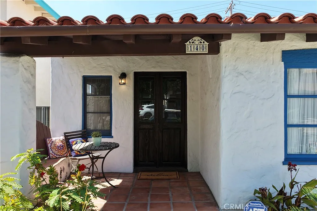 1 bed, 800 sqft, $4,200 — Photo 3